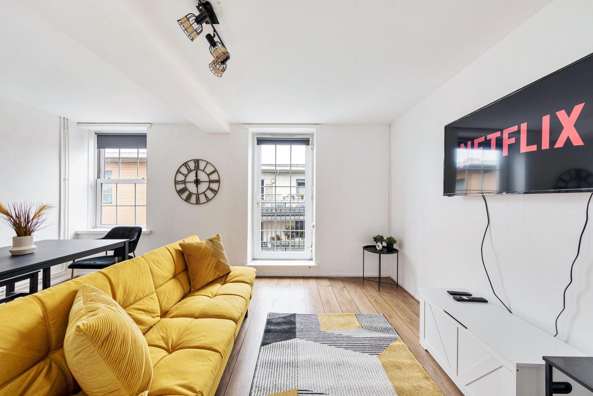 Sleek Shoreditch Hideout - 2 Bed Gem With Balcony In Central Λονδίνο Εξωτερικό φωτογραφία
